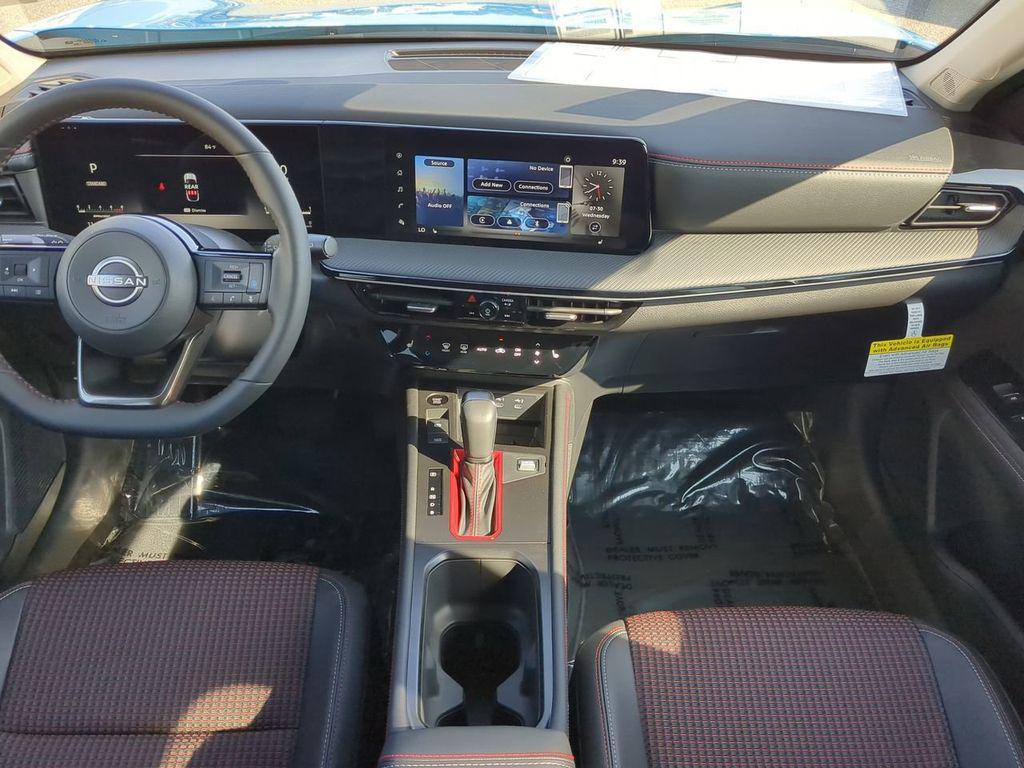 new 2025 Nissan Kicks car, priced at $30,660