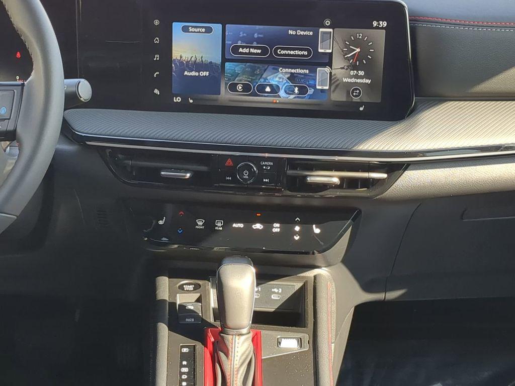 new 2025 Nissan Kicks car, priced at $30,660