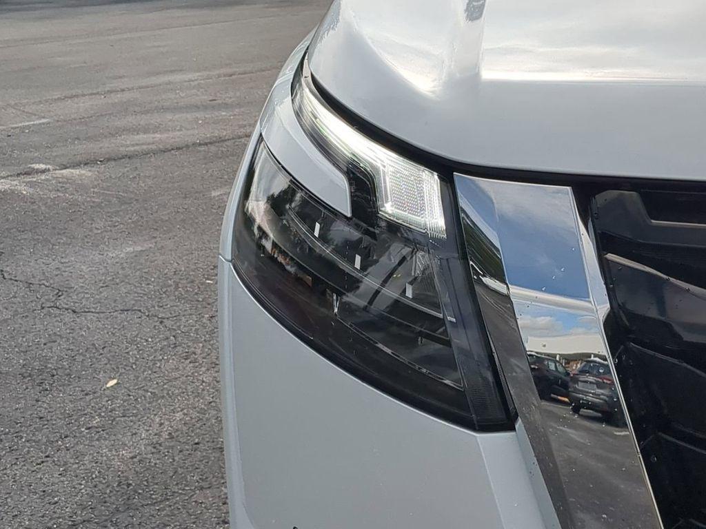 new 2025 Nissan Pathfinder car, priced at $44,647