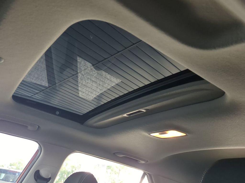 used 2025 Hyundai Venue car, priced at $18,966