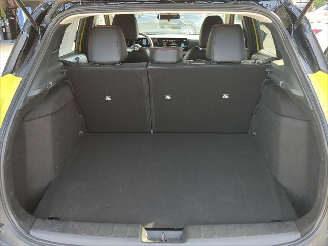 new 2025 Nissan Kicks car