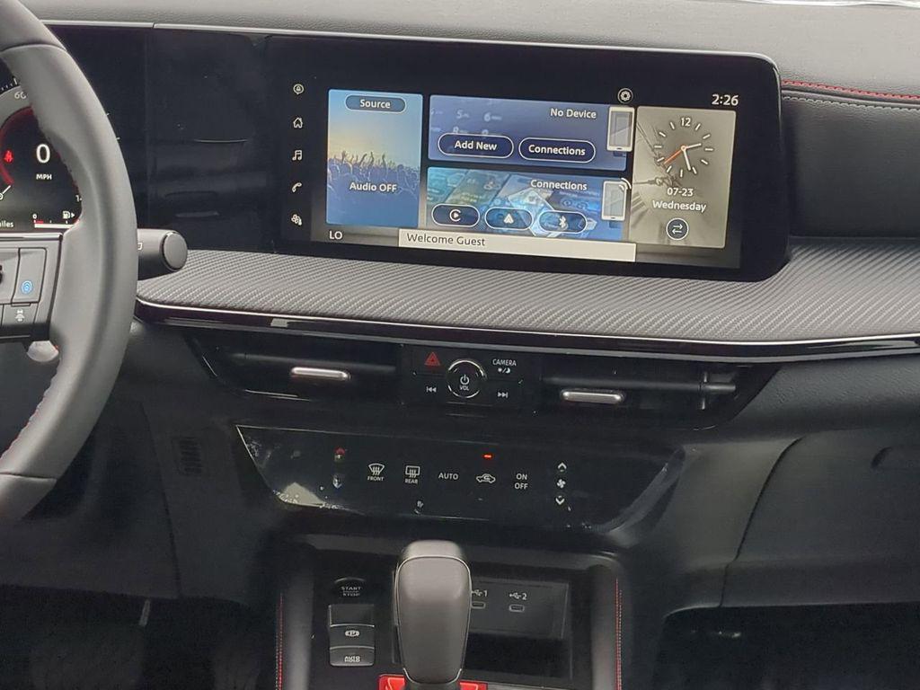 new 2025 Nissan Kicks car, priced at $28,640