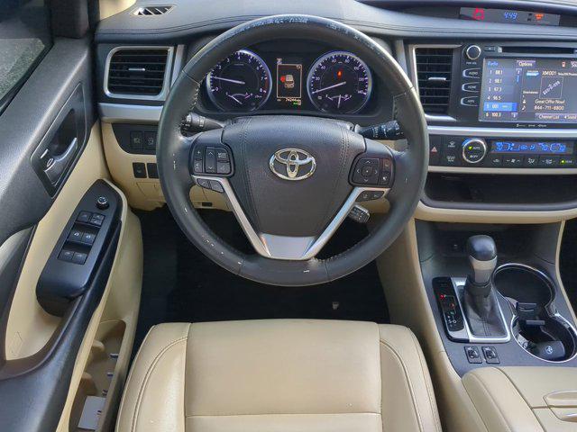 used 2018 Toyota Highlander car, priced at $22,988