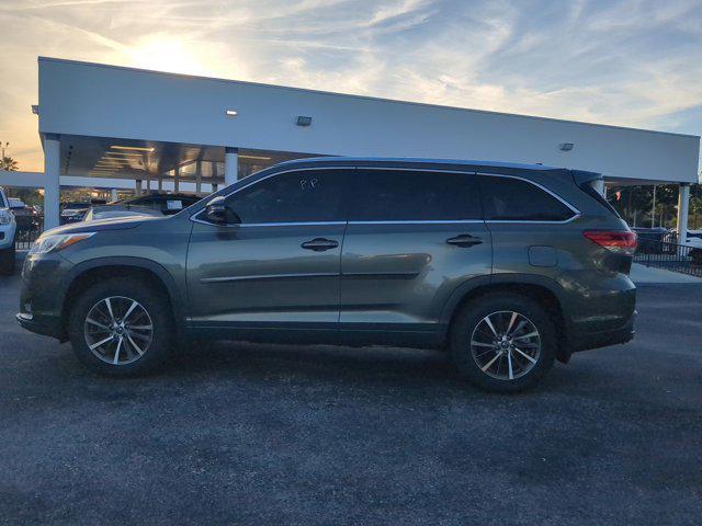 used 2018 Toyota Highlander car, priced at $22,988