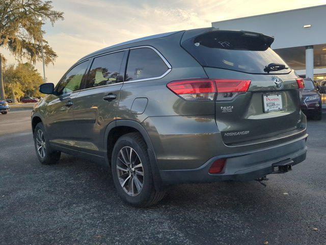 used 2018 Toyota Highlander car, priced at $22,988