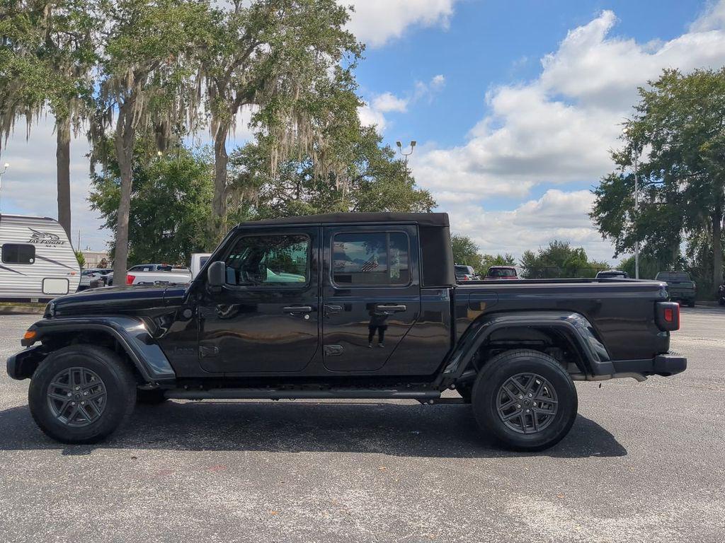 used 2024 Jeep Gladiator car, priced at $36,988