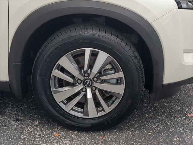 used 2023 Nissan Pathfinder car, priced at $34,288