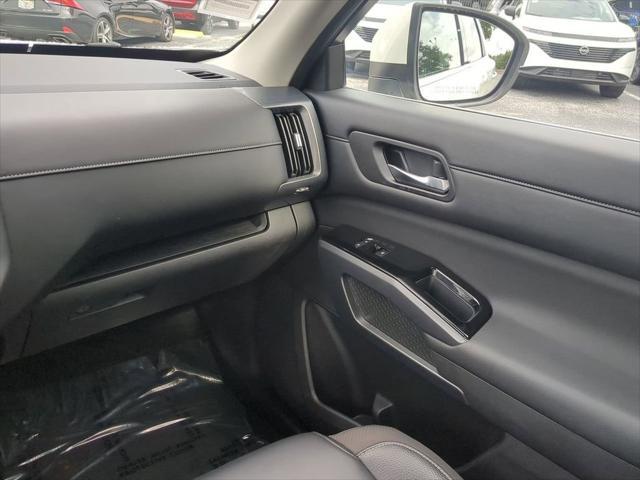 used 2023 Nissan Pathfinder car, priced at $34,288