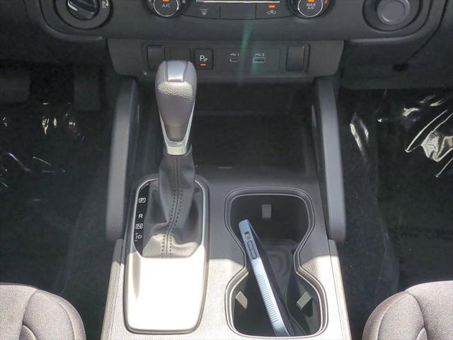 new 2025 Nissan Frontier car