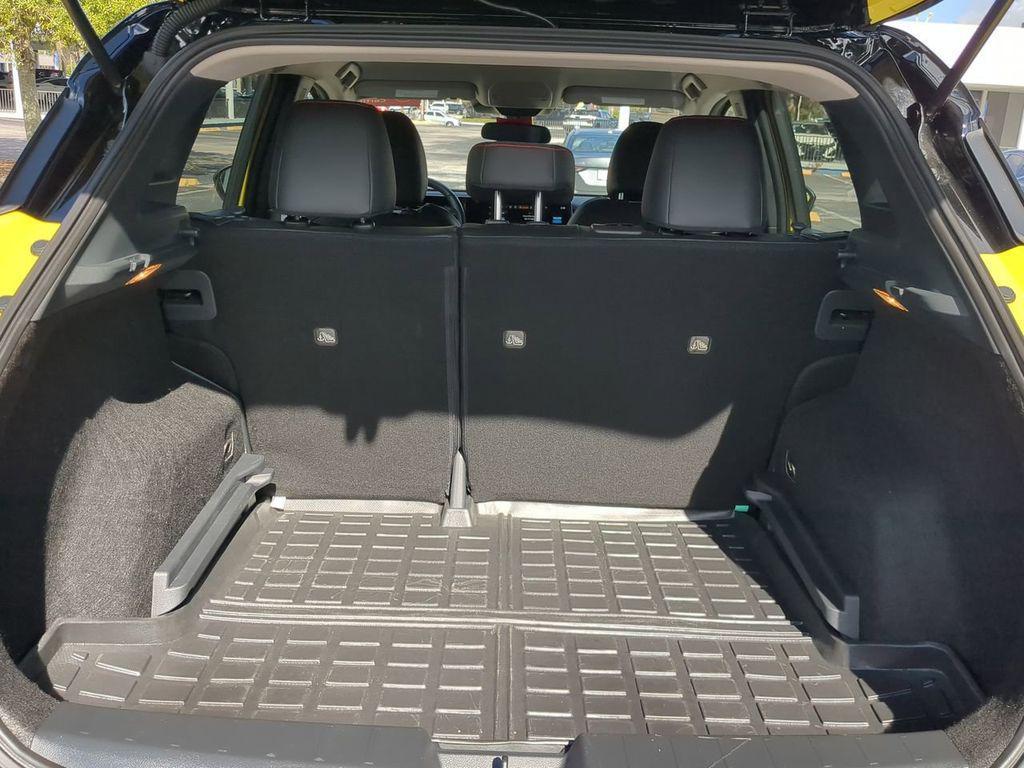 used 2025 Nissan Kicks car