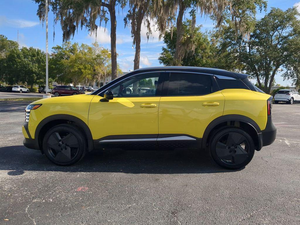 used 2025 Nissan Kicks car