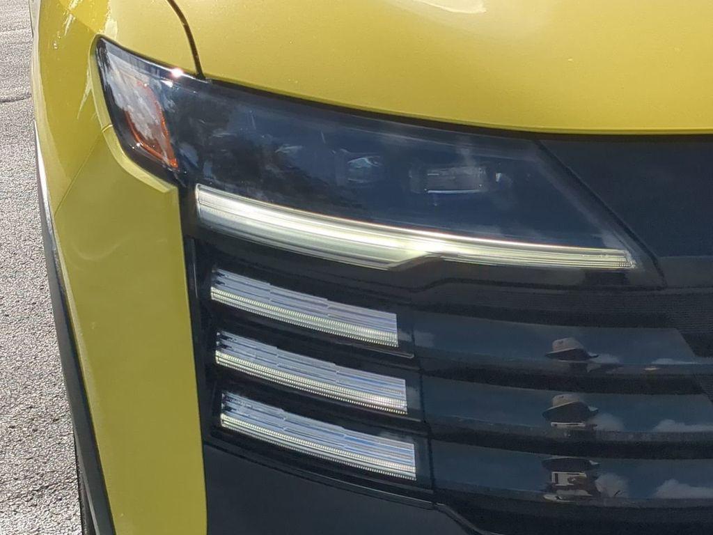 used 2025 Nissan Kicks car