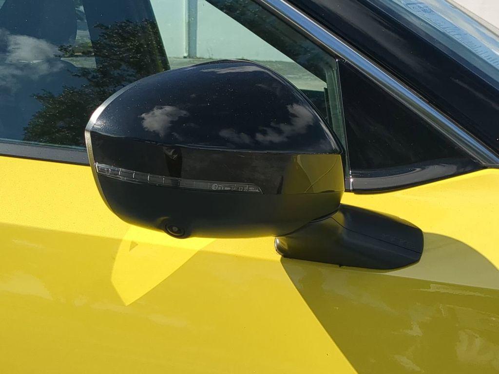 used 2025 Nissan Kicks car