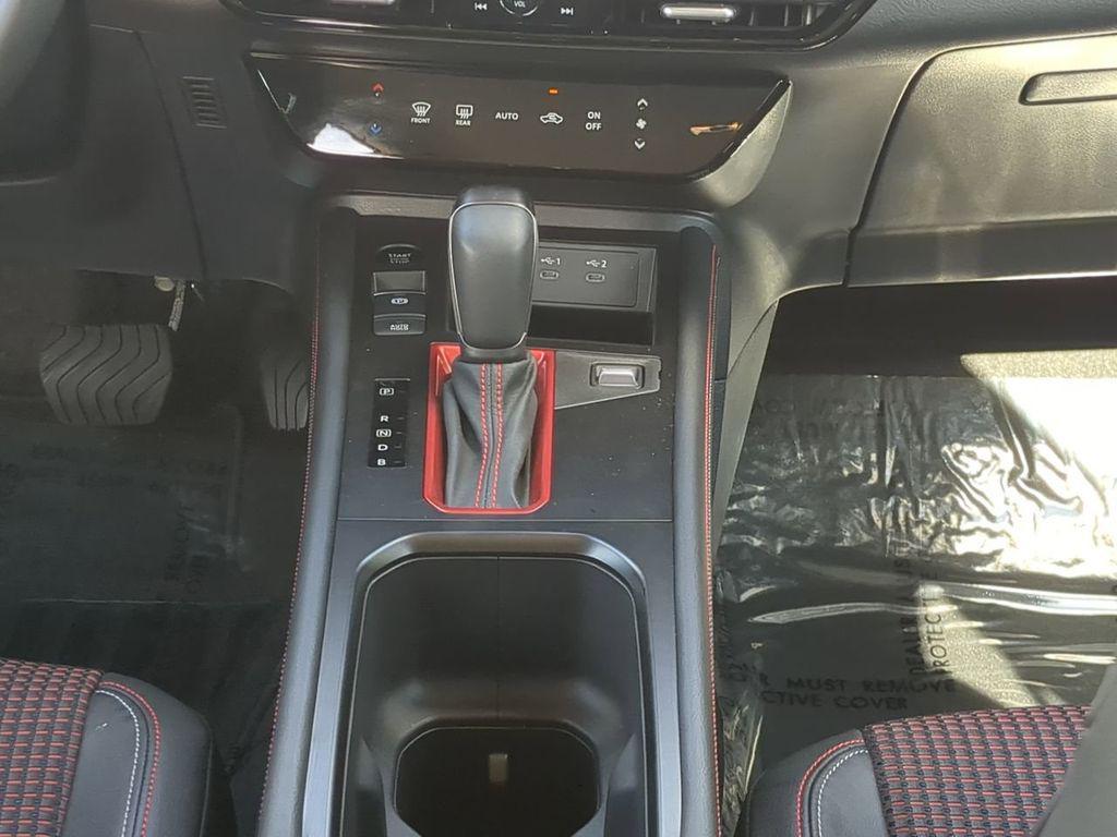 used 2025 Nissan Kicks car