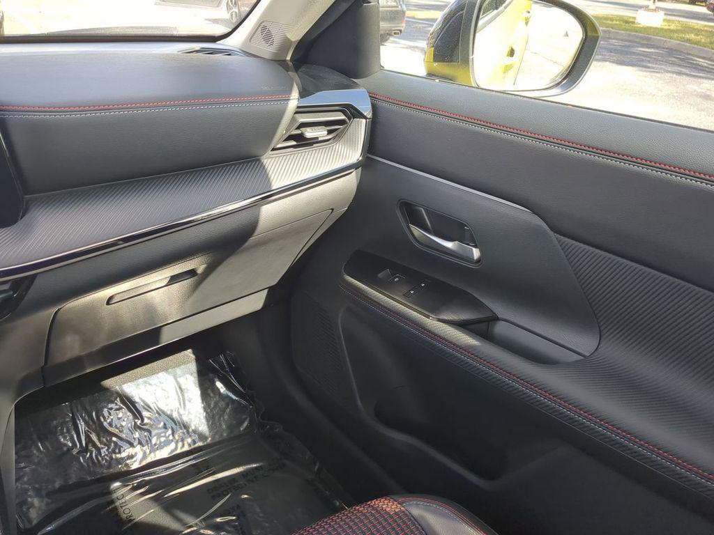 used 2025 Nissan Kicks car