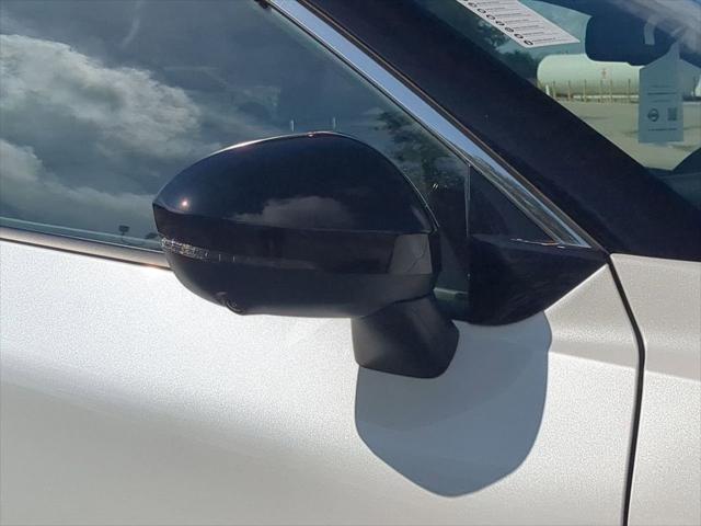new 2025 Nissan Rogue car