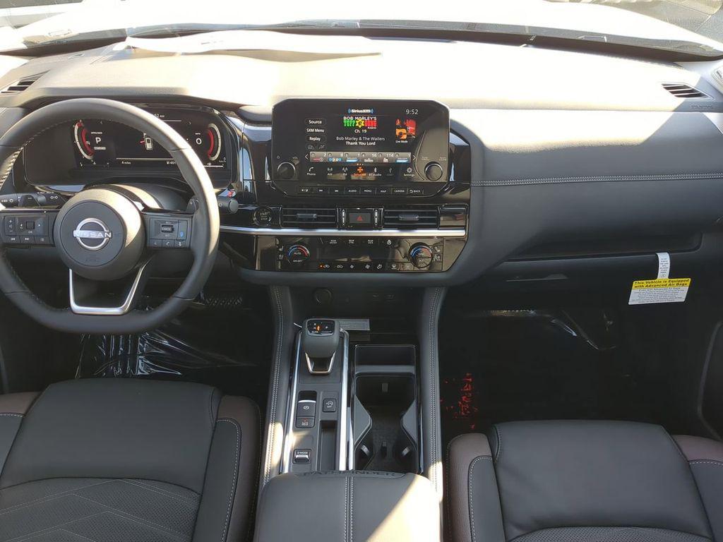 new 2025 Nissan Pathfinder car, priced at $44,656