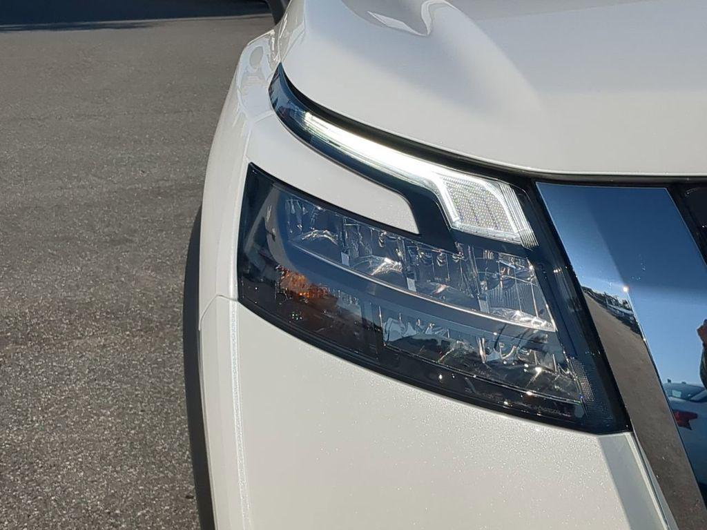 new 2025 Nissan Pathfinder car, priced at $44,656