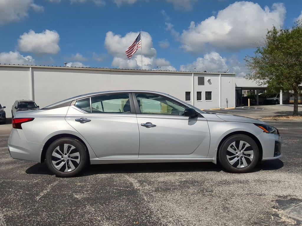 new 2025 Nissan Altima car, priced at $27,465