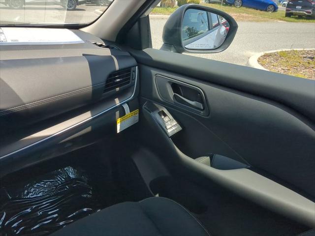 new 2025 Nissan Rogue car