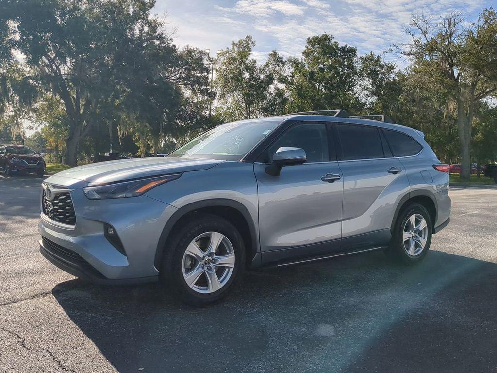 used 2022 Toyota Highlander car, priced at $28,444