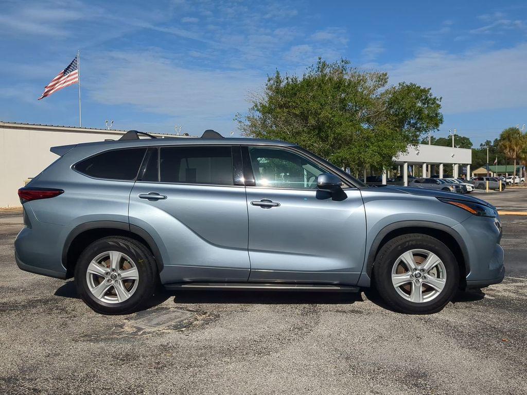 used 2022 Toyota Highlander car, priced at $28,444