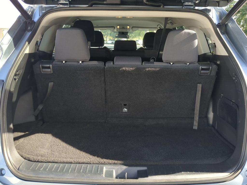 used 2022 Toyota Highlander car, priced at $28,444