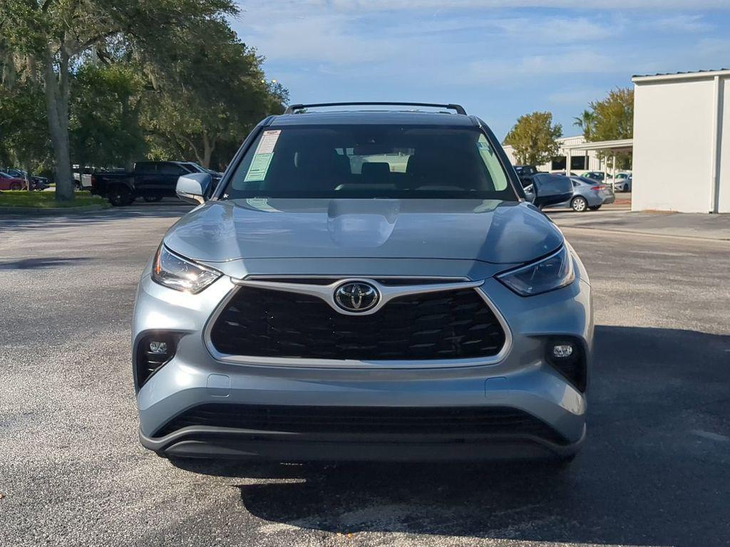 used 2022 Toyota Highlander car, priced at $28,444