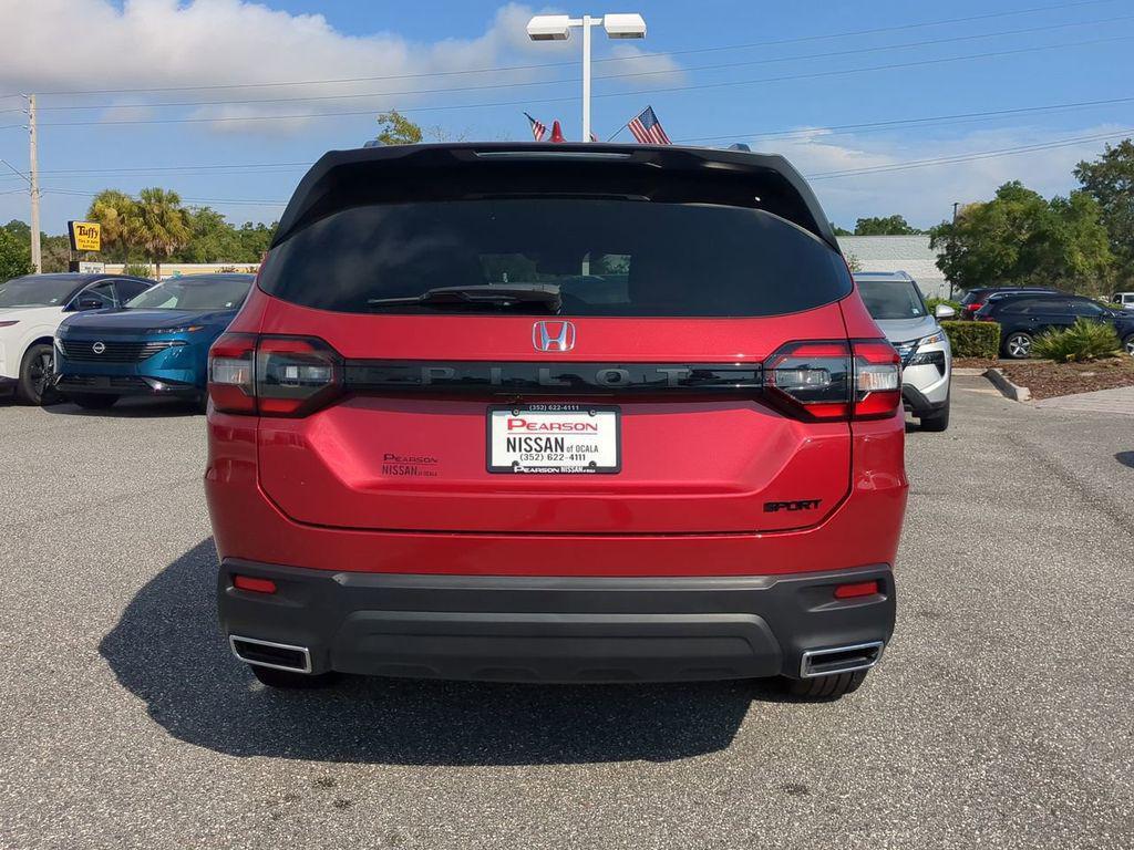used 2025 Honda Pilot car, priced at $37,988