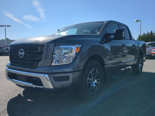 new 2024 Nissan Titan car