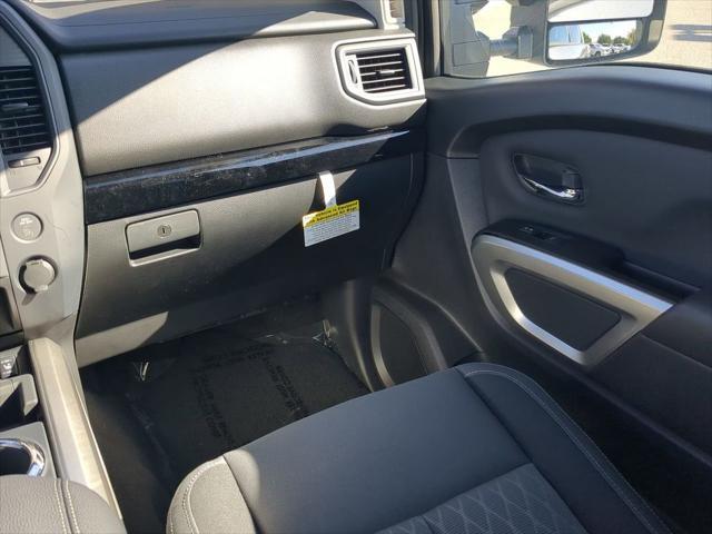 new 2024 Nissan Titan car