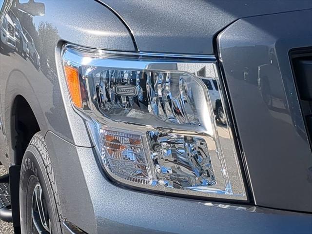 new 2024 Nissan Titan car