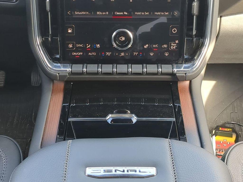 used 2025 GMC Yukon car, priced at $82,399