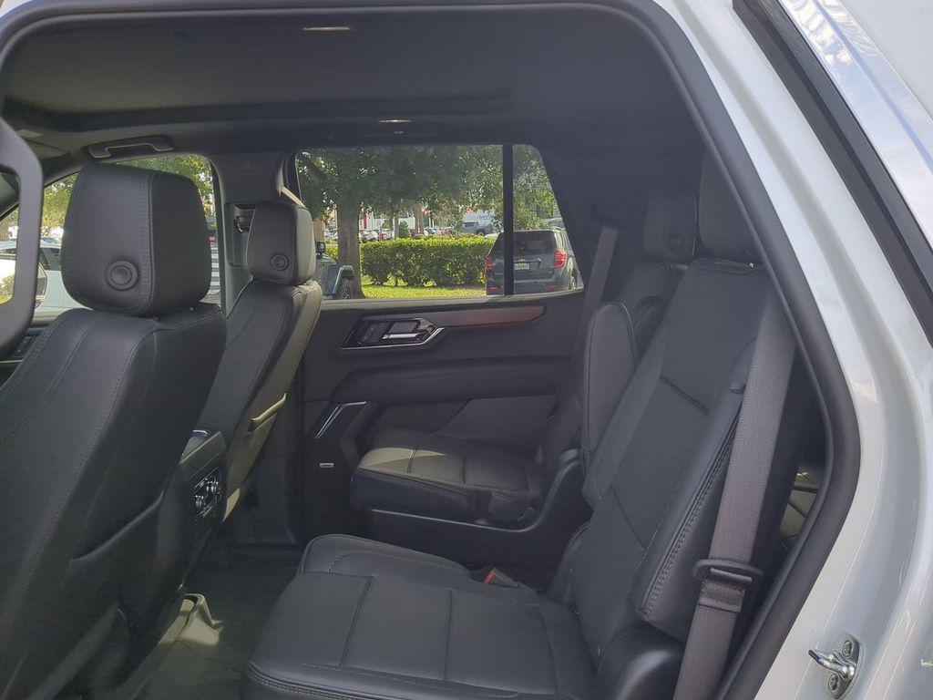 used 2025 GMC Yukon car, priced at $82,399