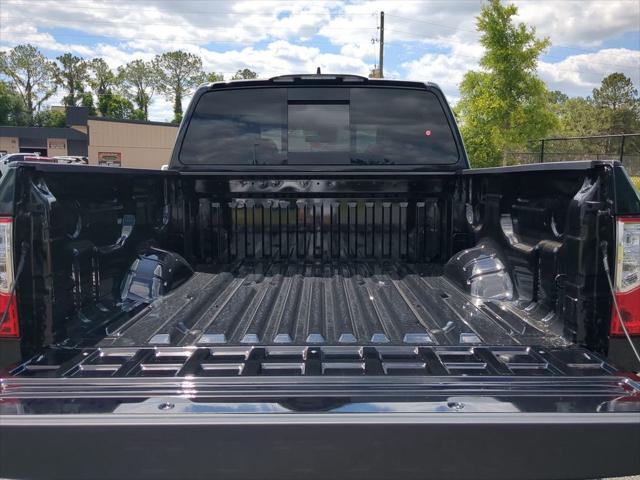 new 2024 Nissan Titan car