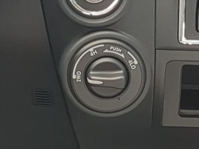 new 2024 Nissan Titan car