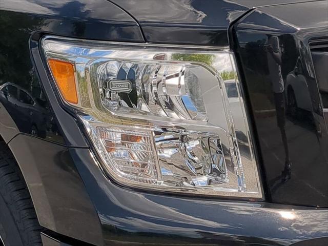 new 2024 Nissan Titan car