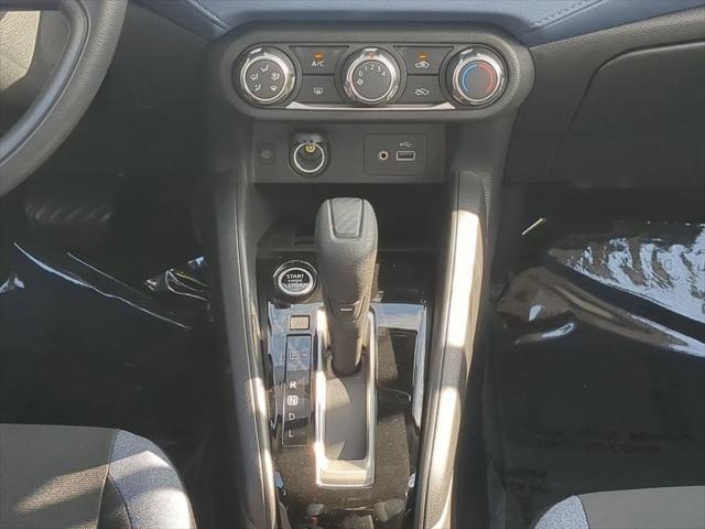 new 2025 Nissan Versa car
