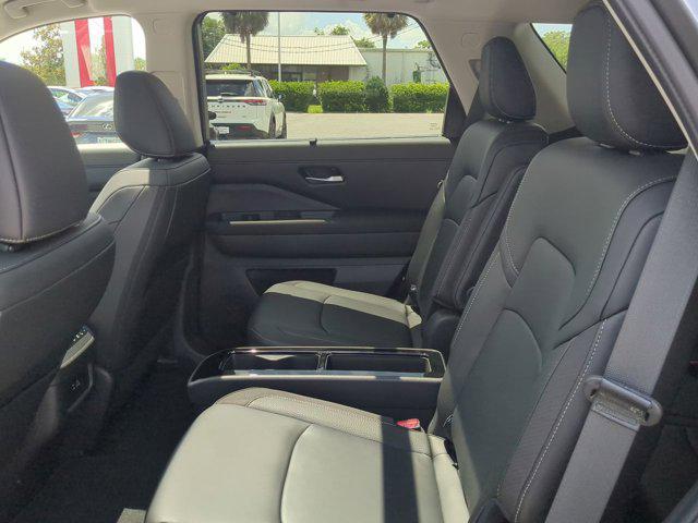 new 2025 Nissan Pathfinder car, priced at $44,631