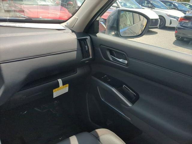 new 2025 Nissan Pathfinder car