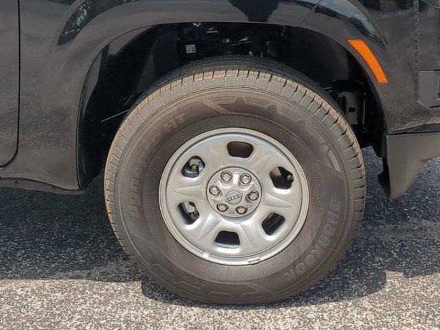 new 2025 Nissan Frontier car, priced at $36,392