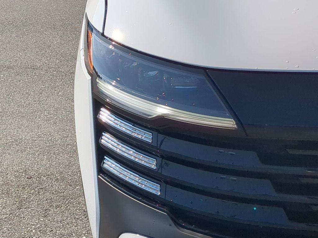 new 2026 Nissan Kicks car, priced at $24,763