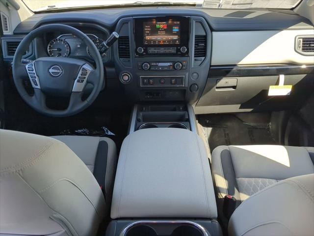 new 2024 Nissan Titan car
