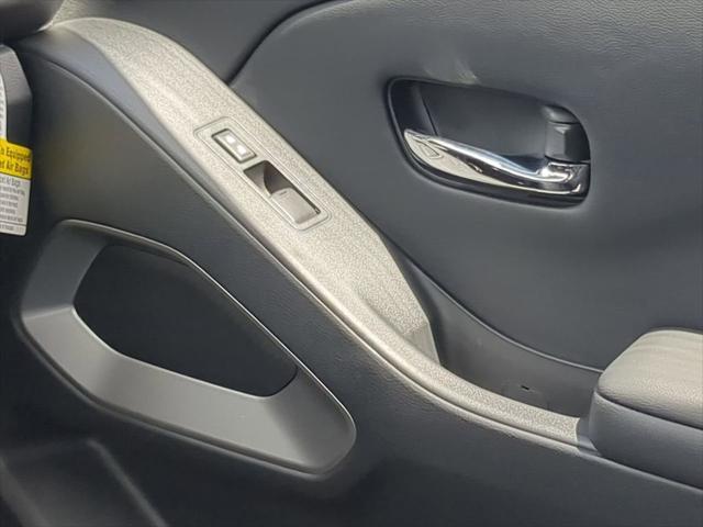 new 2025 Nissan Frontier car