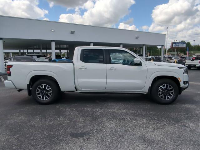 new 2025 Nissan Frontier car