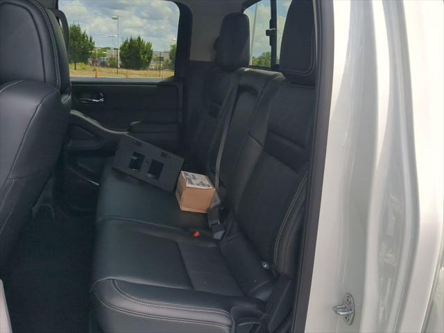 new 2025 Nissan Frontier car