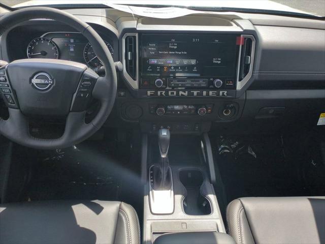 new 2025 Nissan Frontier car