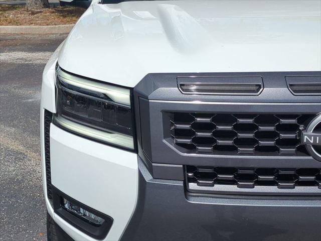 new 2025 Nissan Frontier car