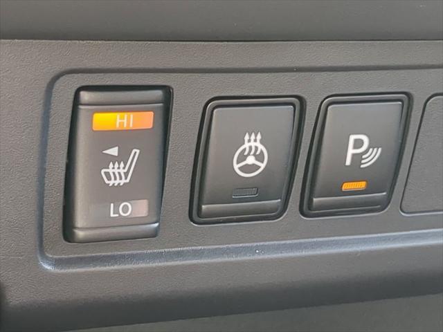 new 2025 Nissan Frontier car