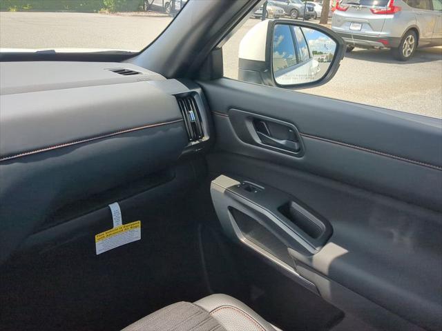 new 2025 Nissan Pathfinder car